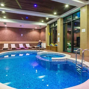 מלון Western Olives - Free Pool & Parking, סופיה